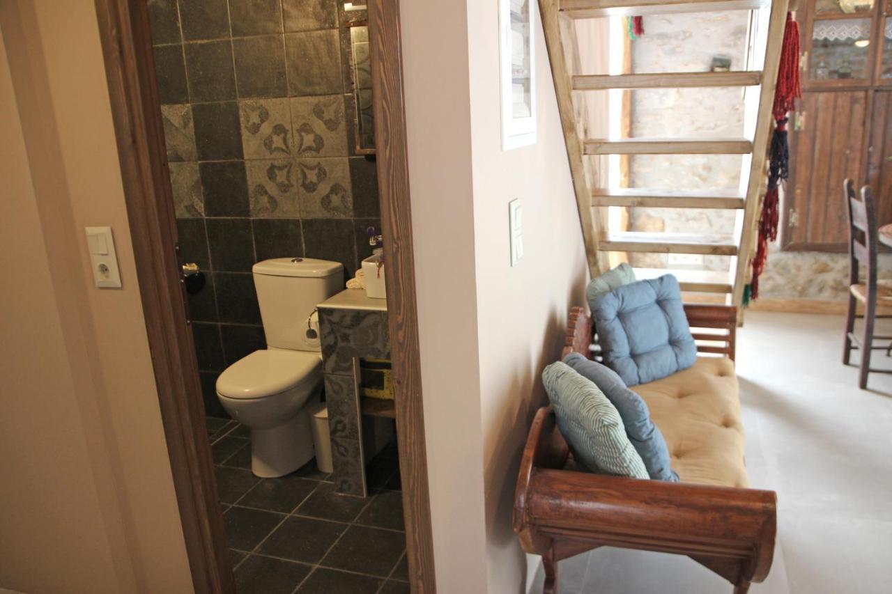 Laini Guest Houses Kouloukouthiana Eksteriør bilde