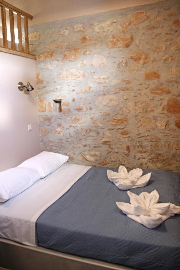 Laini Guest Houses Kouloukouthiana Eksteriør bilde